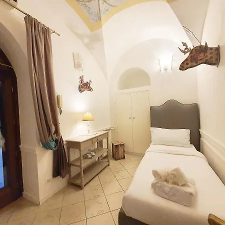 Cozy Cimarra *